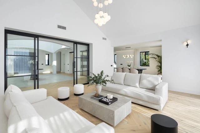 5 sypialnia Willa na sprzedaż w La Quinta, Benahavís z basenem garażem - 4 900 000 € (Ref: 9913466)