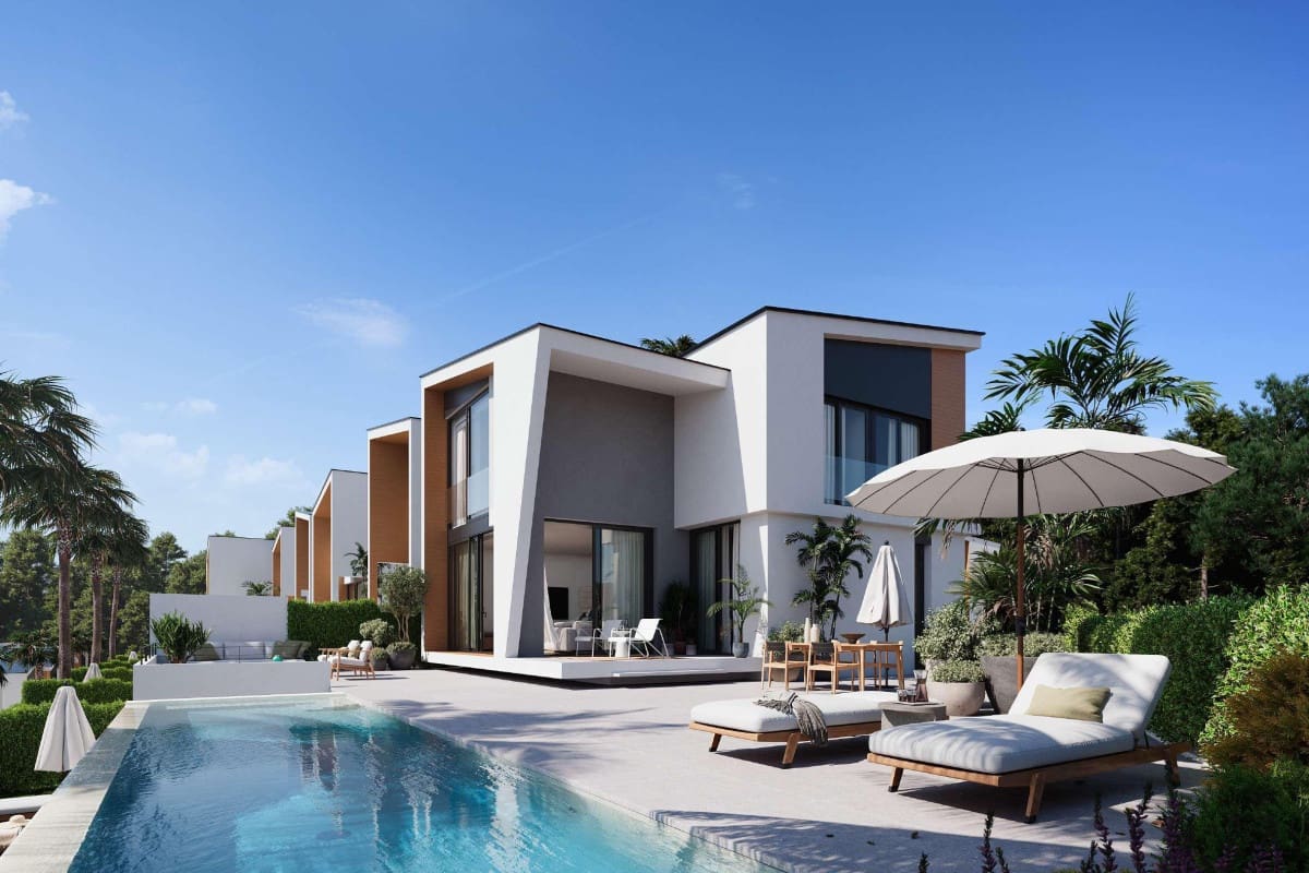 Chalet de 4 habitaciones en La Cala de Mijas en venta con piscina - 1.324.000 € (Ref: 9913552)