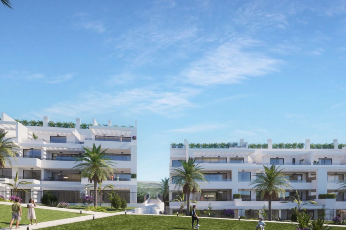 3 sypialnia Apartament na sprzedaż w Estepona z basenem garażem - 700 000 € (Ref: 9913558)