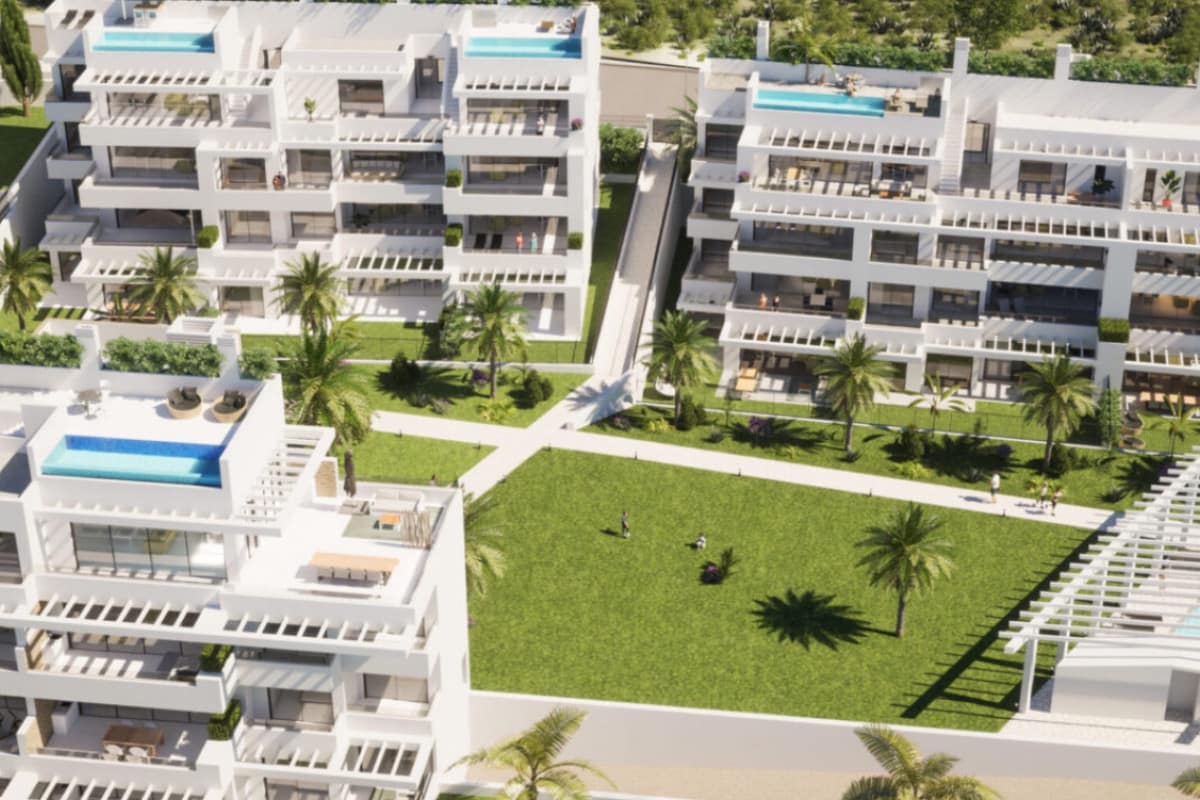 3 sypialnia Apartament na sprzedaż w Estepona z basenem garażem - 700 000 € (Ref: 9913558)