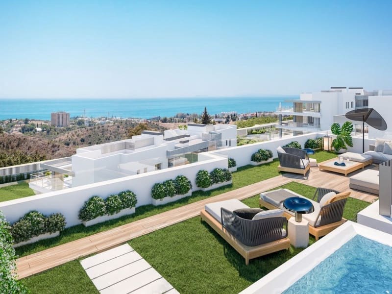 2 bedroom Apartment for sale in Marbella with pool garage - € 575,000 (Ref: 9913592)