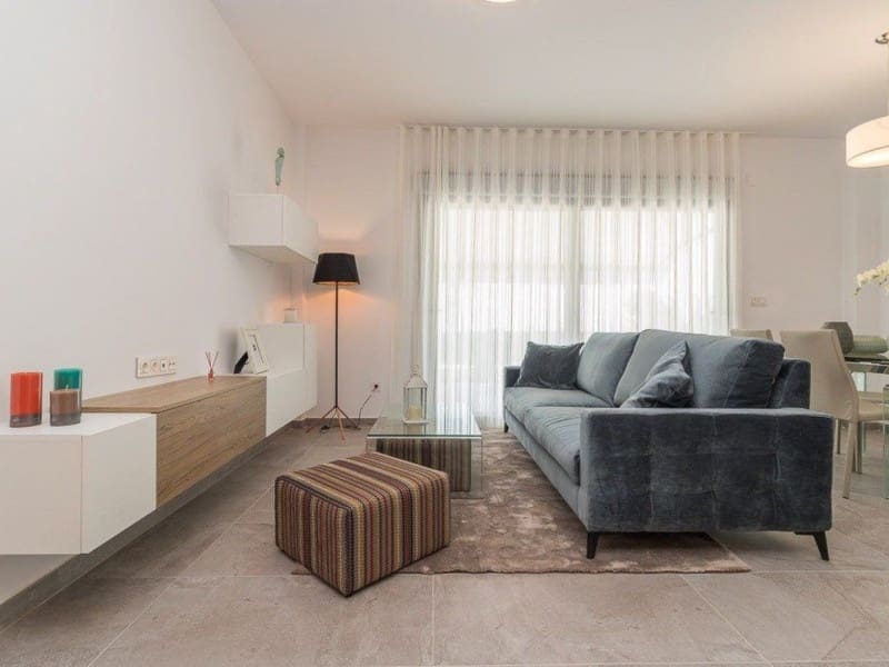 3 chambre Bungalow à vendre à Torrevieja avec piscine - 330 000 € (Ref: 9913610)
