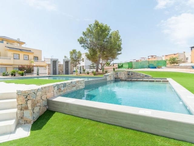 3 soverom Bungalow til salgs i Los Balcones - Los Altos, Torrevieja med svømmebasseng - € 330 000 (Ref: 9913610)