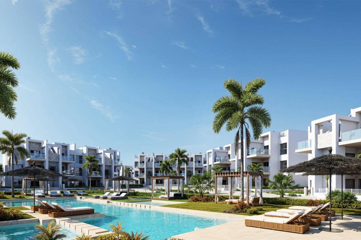 2 bedroom Apartment for sale in Los Alcazares with pool - € 319,000 (Ref: 9913640)