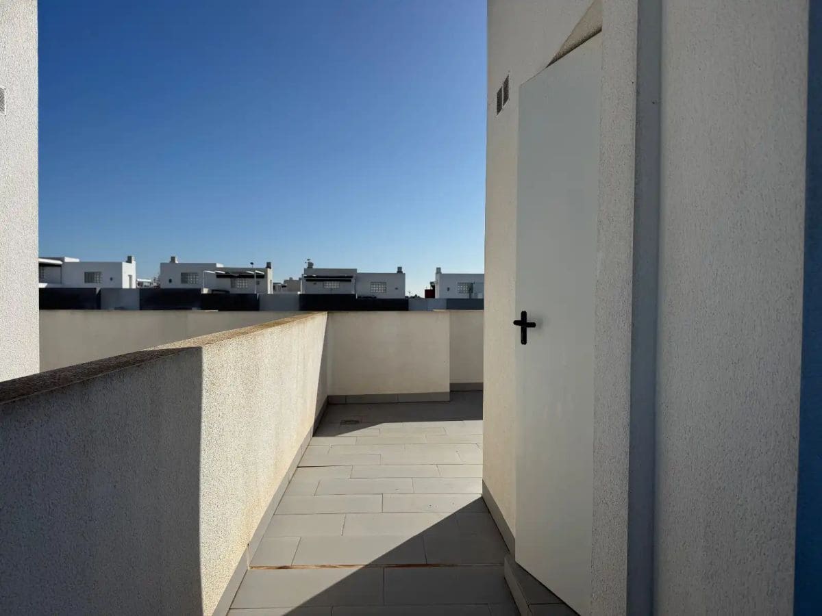 2 soveværelse Byhus til salg i Torrevieja med swimmingpool garage - € 319.000 (Ref: 9913813)