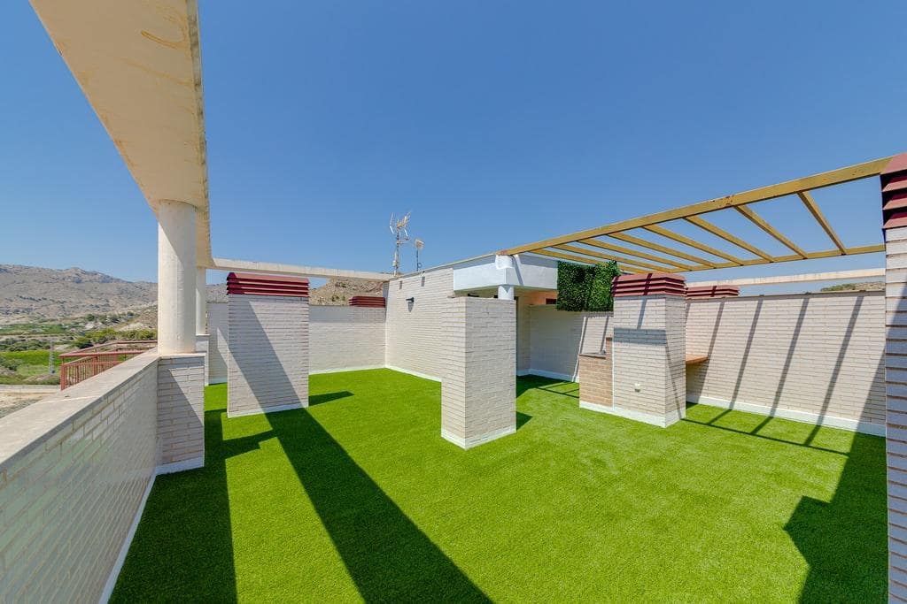 Ático de 2 habitaciones en Villanueva del Río Segura en venta con piscina - 159.900 € (Ref: 9913818)