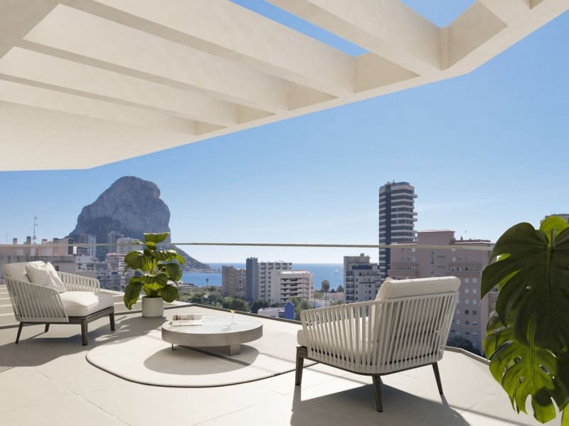 3 bedroom Apartment for sale in Calpe / Calp with pool - € 670,000 (Ref: 9913844)