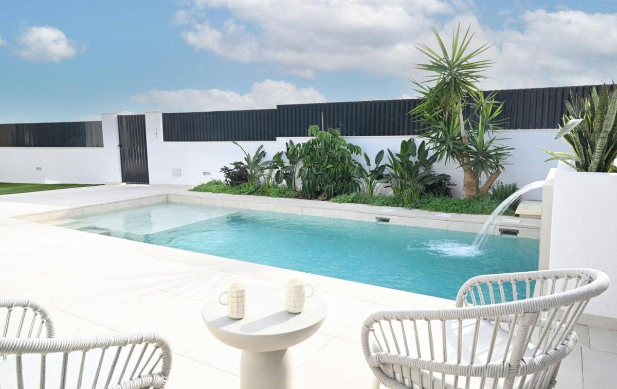 3 soveværelse Villa til salg i Banos y Mendigo med swimmingpool - € 405.900 (Ref: 9913962)