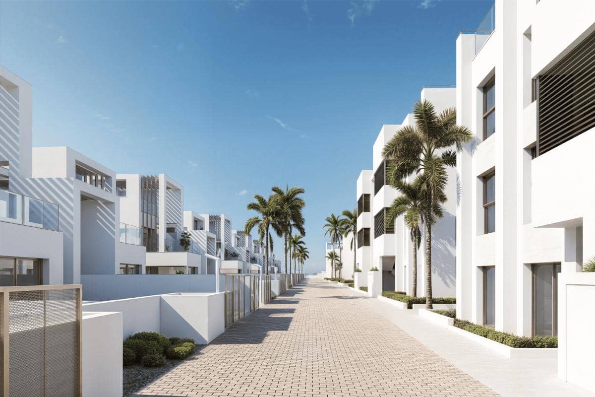 3 bedroom Townhouse for sale in Los Alcazares with garage - € 469,000 (Ref: 9917004)