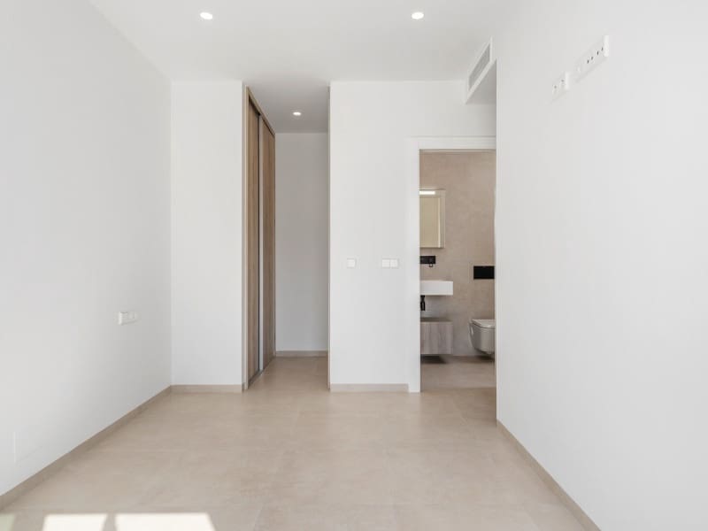 3 bedroom Townhouse for sale in Los Alcazares with pool - € 504,300 (Ref: 9917042)