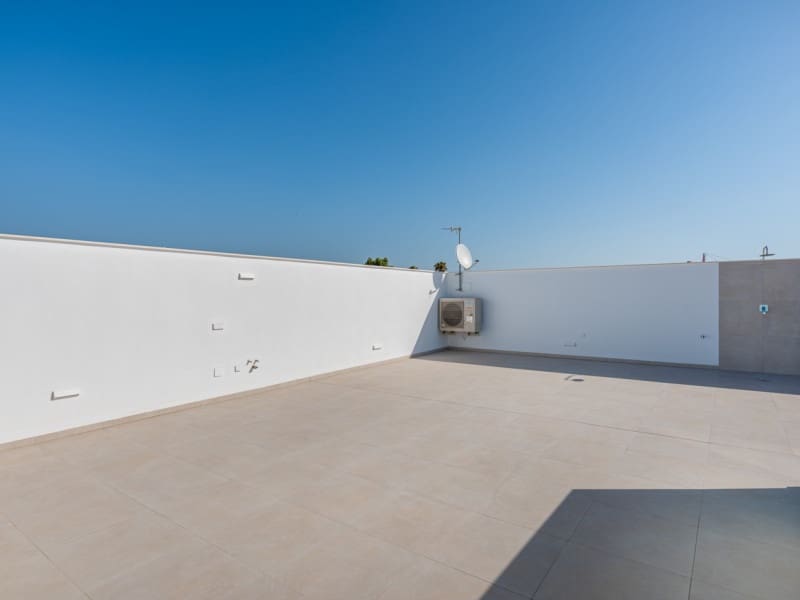 3 bedroom Townhouse for sale in Los Alcazares with pool - € 504,300 (Ref: 9917042)