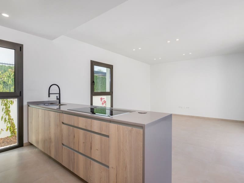 3 bedroom Townhouse for sale in Los Alcazares with pool - € 504,300 (Ref: 9917042)