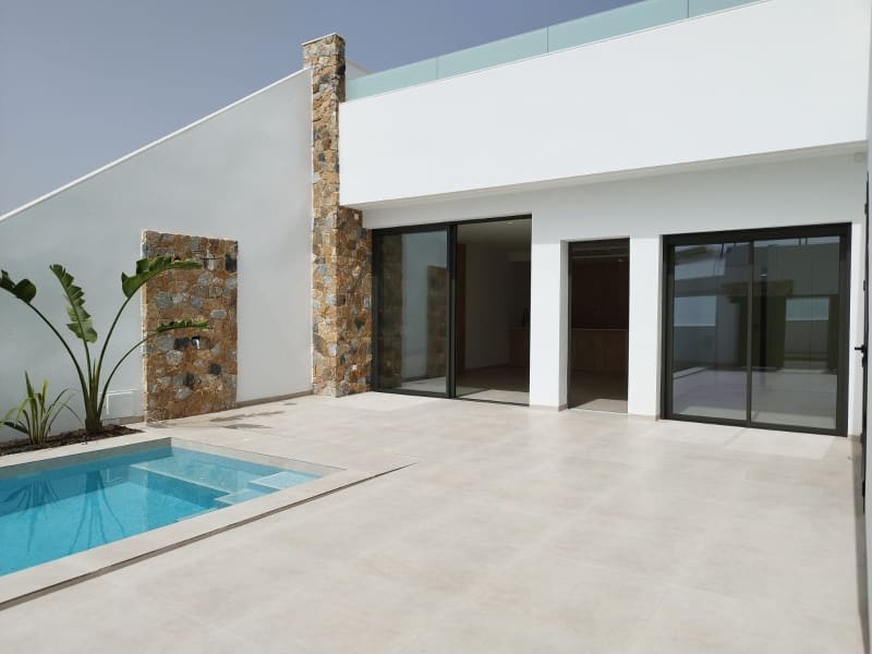 3 bedroom Townhouse for sale in Los Alcazares with pool - € 504,300 (Ref: 9917042)
