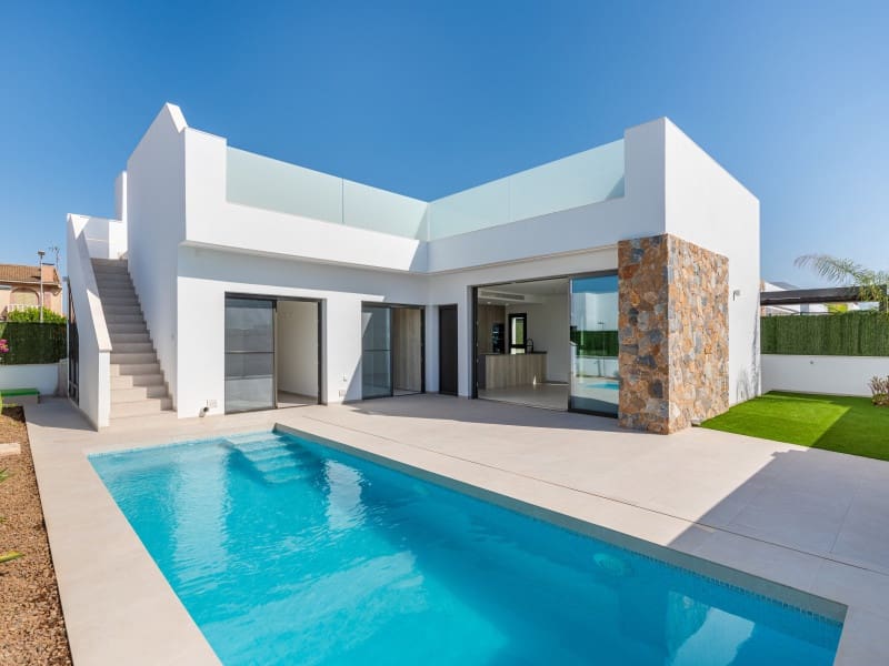 3 bedroom Townhouse for sale in Los Alcazares with pool - € 504,300 (Ref: 9917042)