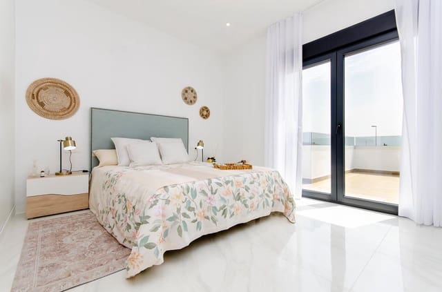 3 soveværelse Byhus til salg i Desamparados - Hurchillo - Torremendo, Orihuela med swimmingpool garage - € 395.000 (Ref: 9917070)
