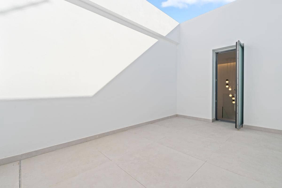 3 soveværelse Villa til salg i Benidorm - € 1.080.000 (Ref: 9917083)