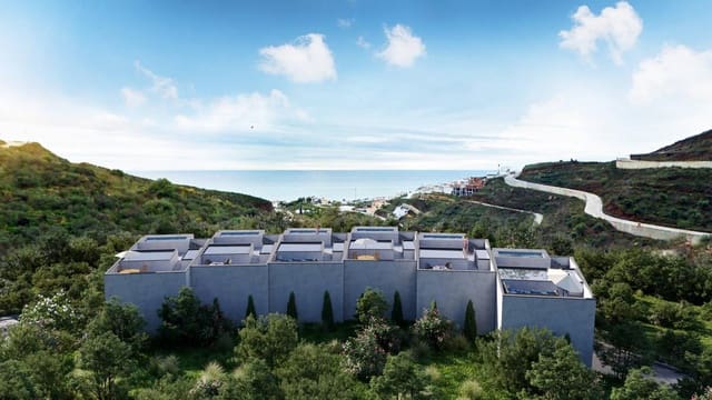 3 quarto Casa em Banda para venda em El Peñoncillo, Torrox com piscina garagem - 650 000 € (Ref: 9917280)