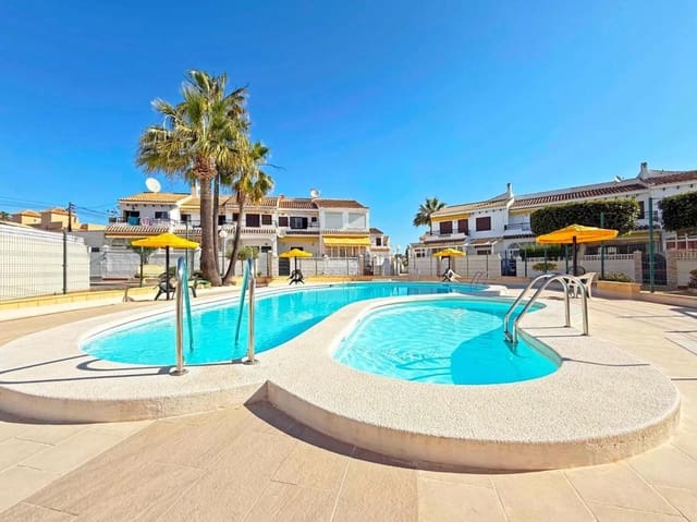 2 makuuhuone Huvila myytävänä paikassa Aguas Nuevas, Torrevieja mukana uima-altaan - 199 900 € (Ref: 9917294)