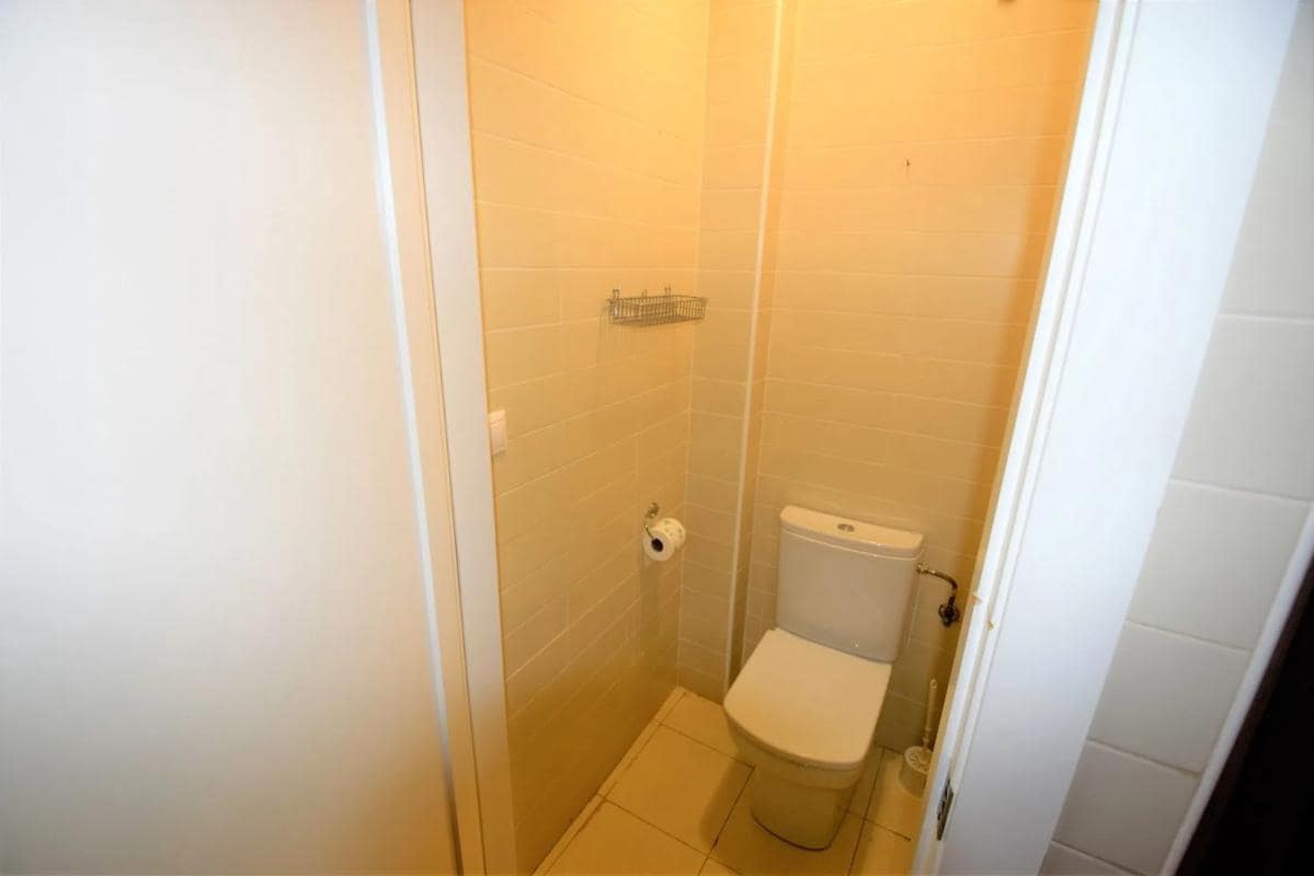 Komercyjne na sprzedaż w Guardamar del Segura - 110 000 € (Ref: 9917295)