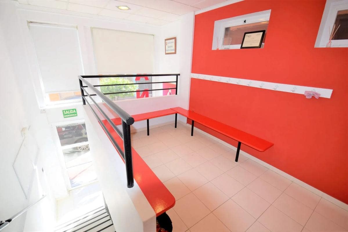 Komercyjne na sprzedaż w Guardamar del Segura - 110 000 € (Ref: 9917295)