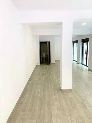 Komercyjne na sprzedaż w Zona Pueblo, Guardamar del Segura - 130 000 € (Ref: 9917297)