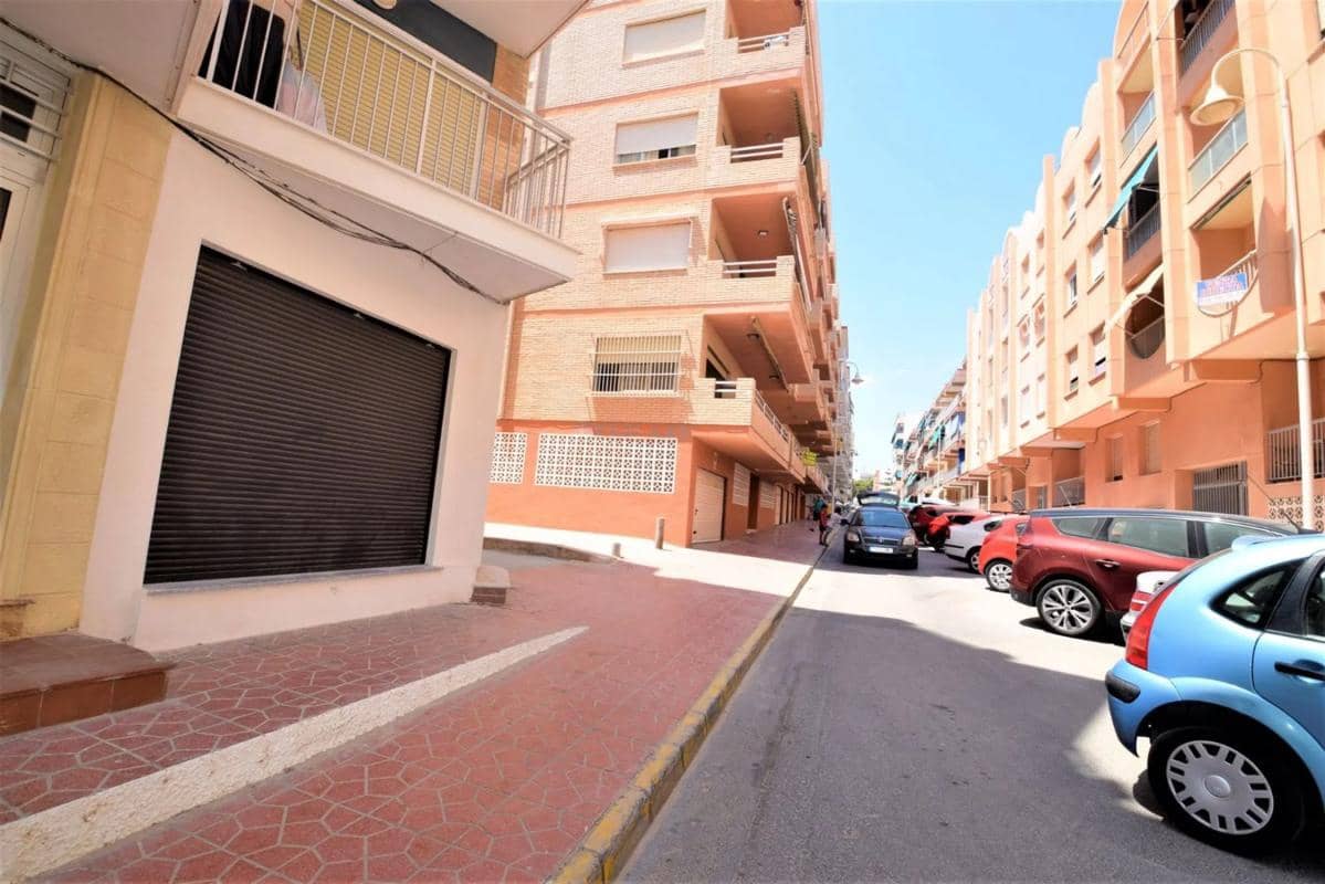 Komercyjne na sprzedaż w Guardamar del Segura - 130 000 € (Ref: 9917297)