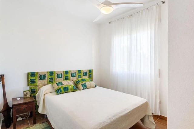 3 Zimmer Apartment zu verkaufen in Dehesa de Campoamor, Orihuela mit Pool - 229.500 € (Ref: 9917303)