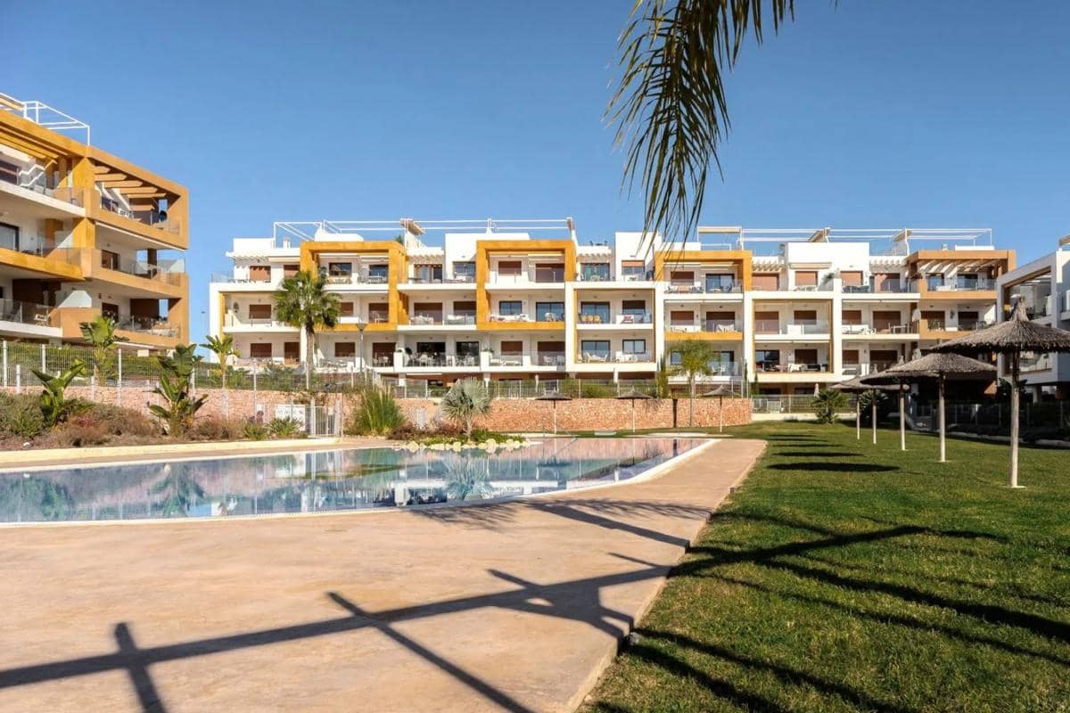 2 soverom Leilighet til salgs i Orihuela med svømmebasseng - € 285 000 (Ref: 9917311)