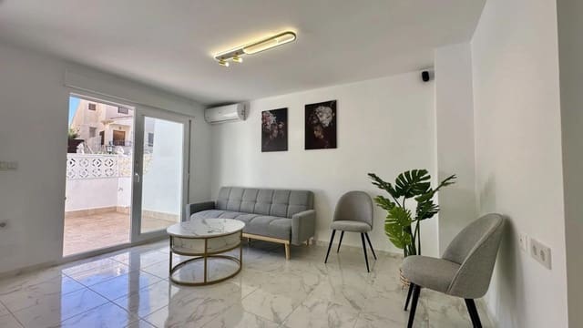 3 makuuhuone Omakotitalo myytävänä paikassa Los Balcones - Los Altos, Torrevieja mukana uima-altaan - 229 000 € (Ref: 9917314)