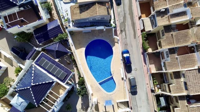 3 makuuhuone Omakotitalo myytävänä paikassa Los Balcones - Los Altos, Torrevieja mukana uima-altaan - 229 000 € (Ref: 9917314)