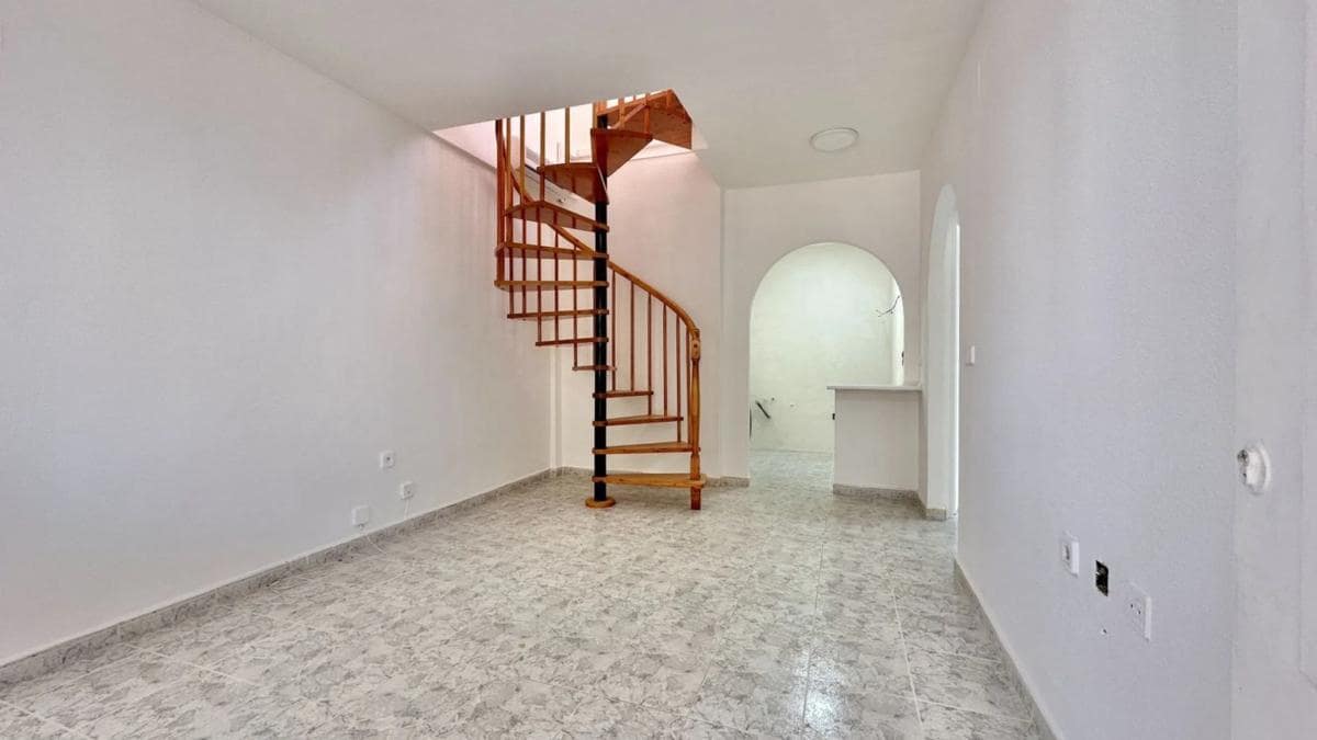 2 soverom Leilighet til salgs i Orihuela med svømmebasseng - € 139 000 (Ref: 9917319)