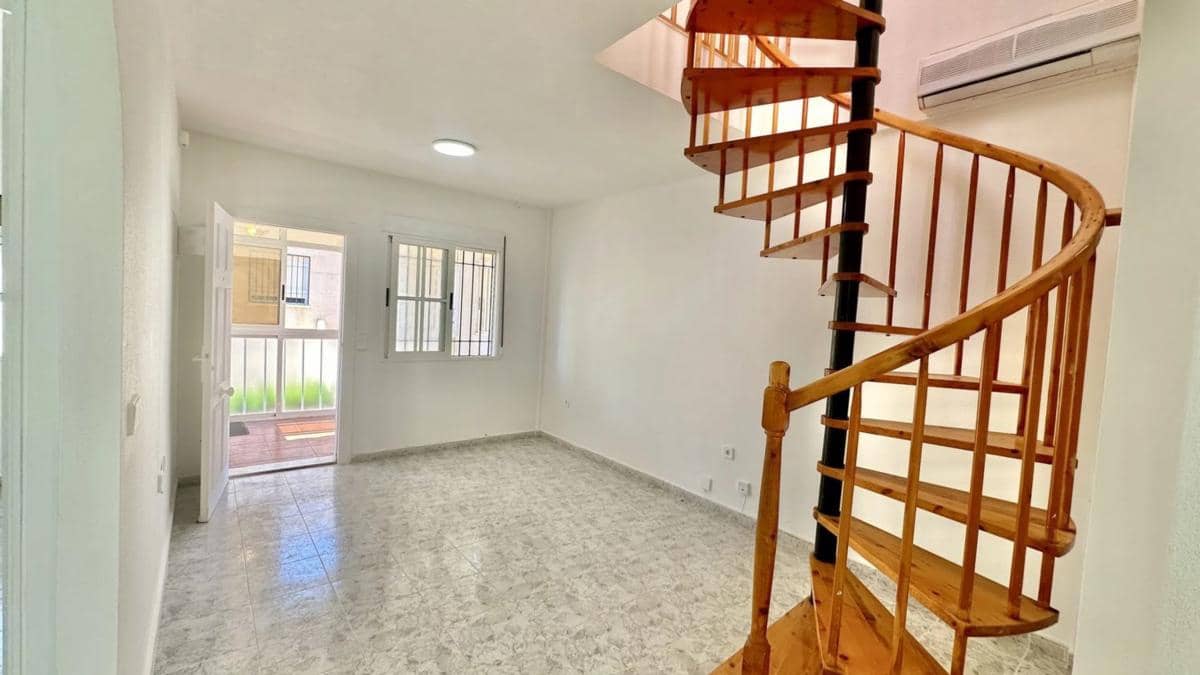 2 soverom Leilighet til salgs i Orihuela med svømmebasseng - € 139 000 (Ref: 9917319)