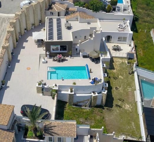 6 quarto Moradia para venda em Ciudad Quesada, Rojales com piscina - 685 000 € (Ref: 9917321)