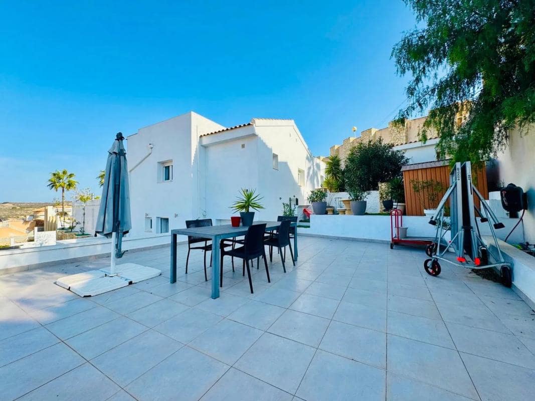 6 quarto Moradia para venda em Rojales com piscina - 685 000 € (Ref: 9917321)