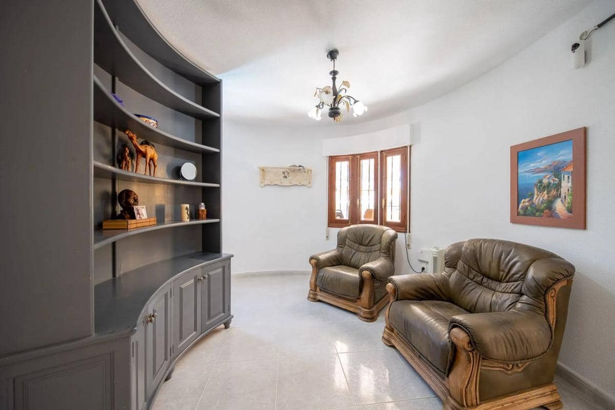 6 quarto Moradia para venda em Orihuela com piscina - 450 000 € (Ref: 9917322)