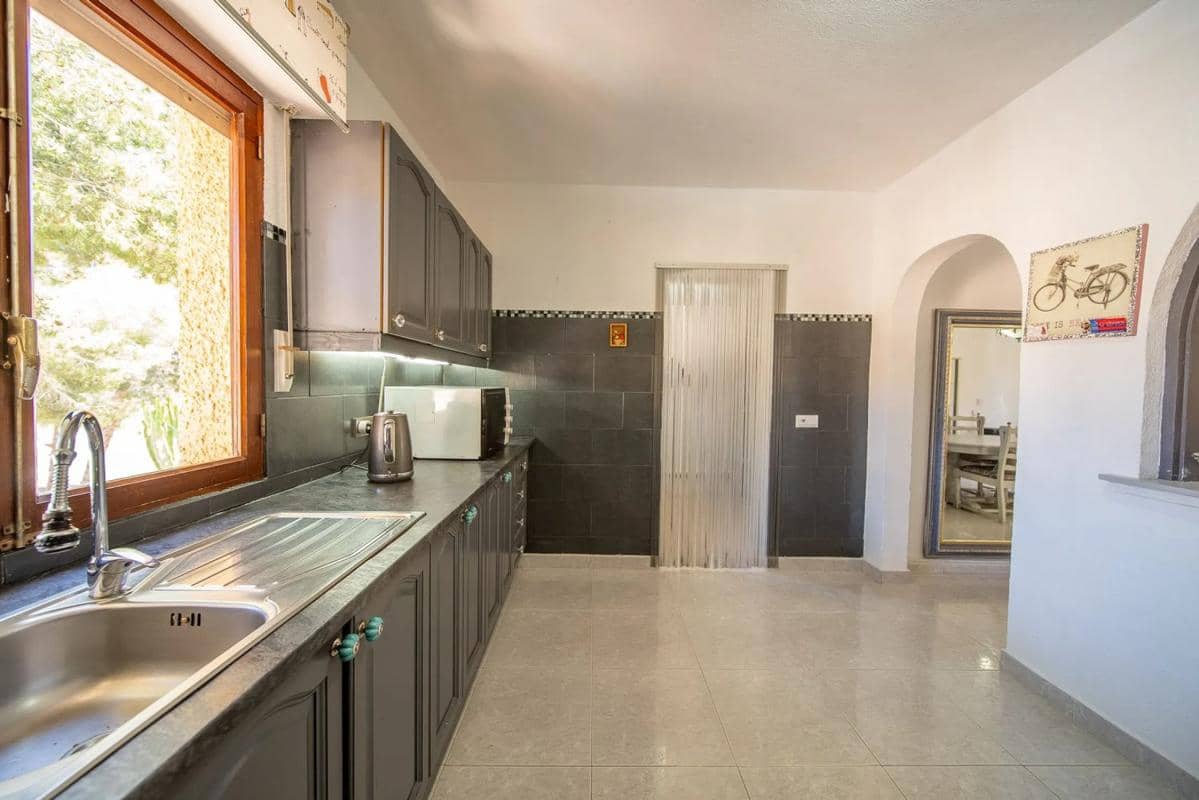 6 quarto Moradia para venda em Orihuela com piscina - 450 000 € (Ref: 9917322)