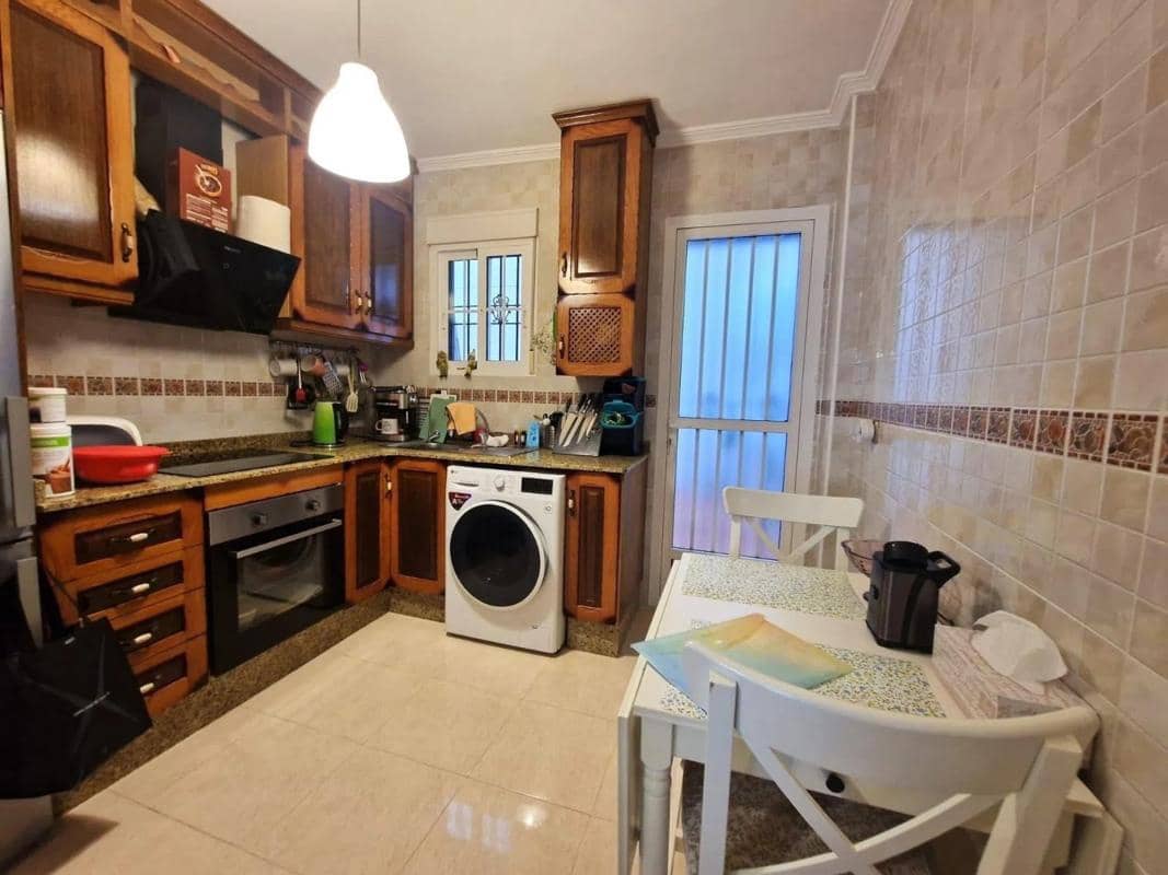 Apartamento de 2 habitaciones en Orihuela en venta con piscina - 159.000 € (Ref: 9917326)