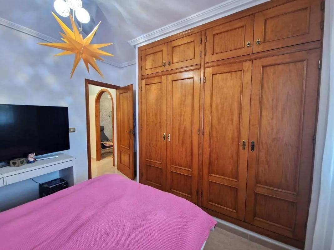 Apartamento de 2 habitaciones en Orihuela en venta con piscina - 159.000 € (Ref: 9917326)