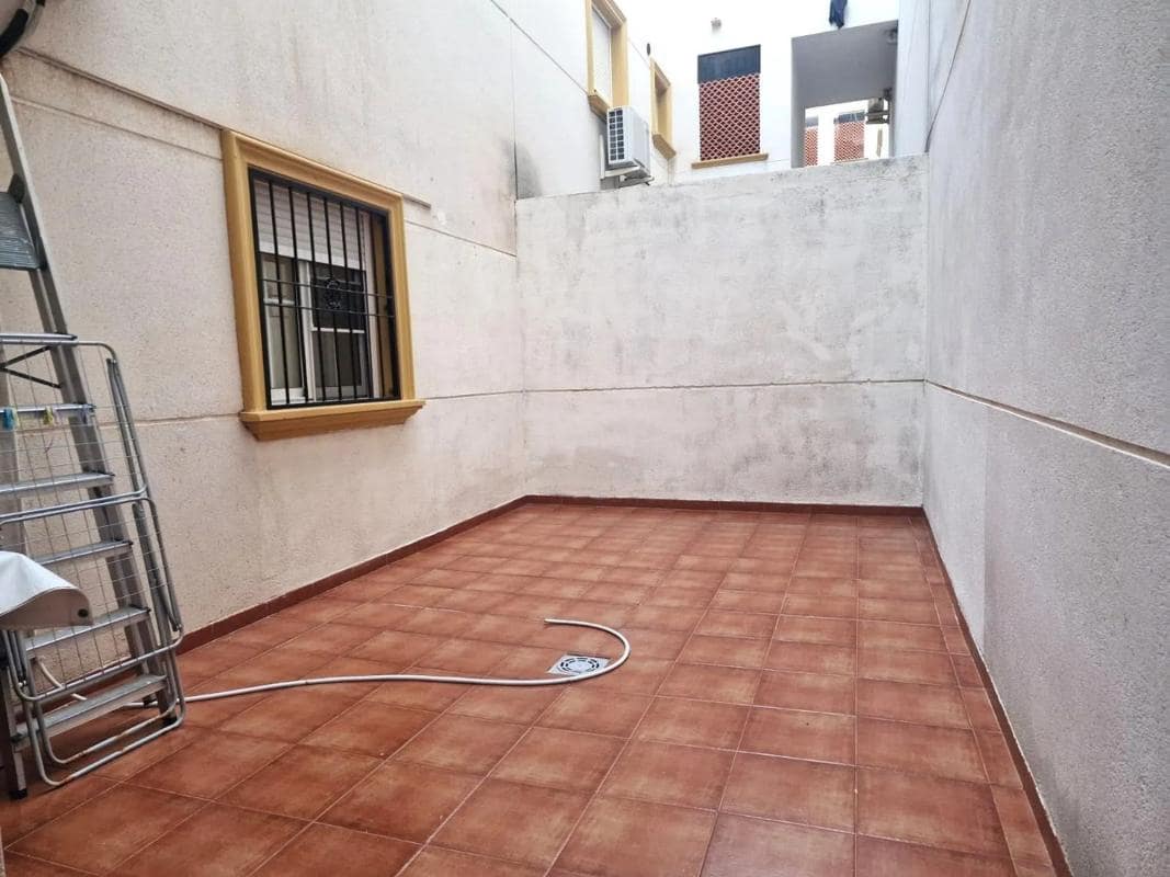 Apartamento de 2 habitaciones en Orihuela en venta con piscina - 159.000 € (Ref: 9917326)