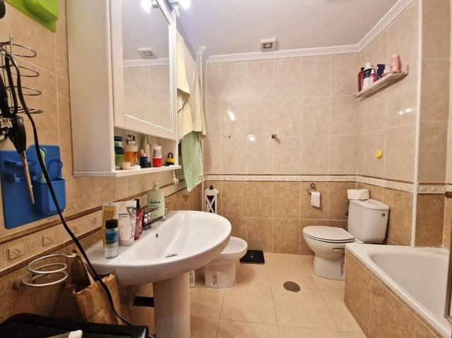 Apartamento de 2 habitaciones en Lomas de Cabo Roig - Los Dolses, Orihuela en venta con piscina - 159.000 € (Ref: 9917326)
