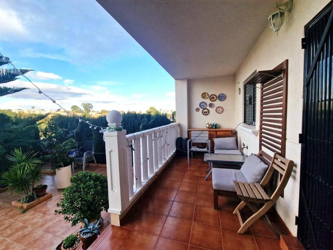 Apartamento de 2 habitaciones en Orihuela en venta con piscina - 159.000 € (Ref: 9917326)