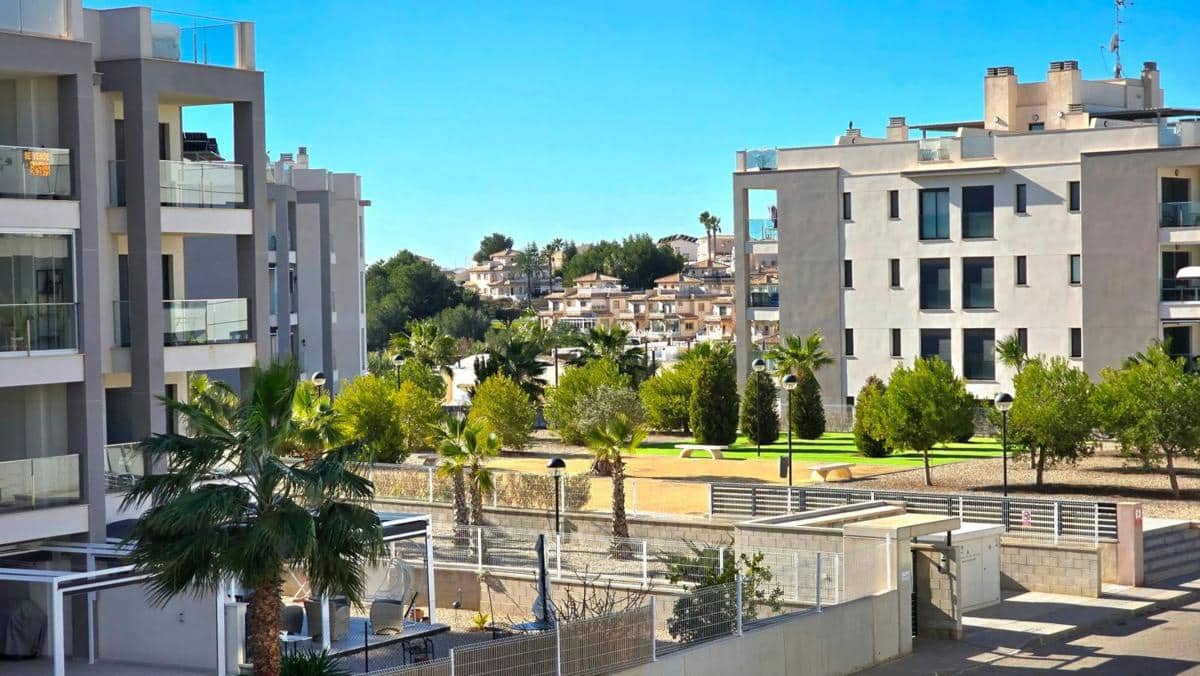 2 Zimmer Apartment zu verkaufen in Orihuela mit Pool - 289.000 € (Ref: 9917338)