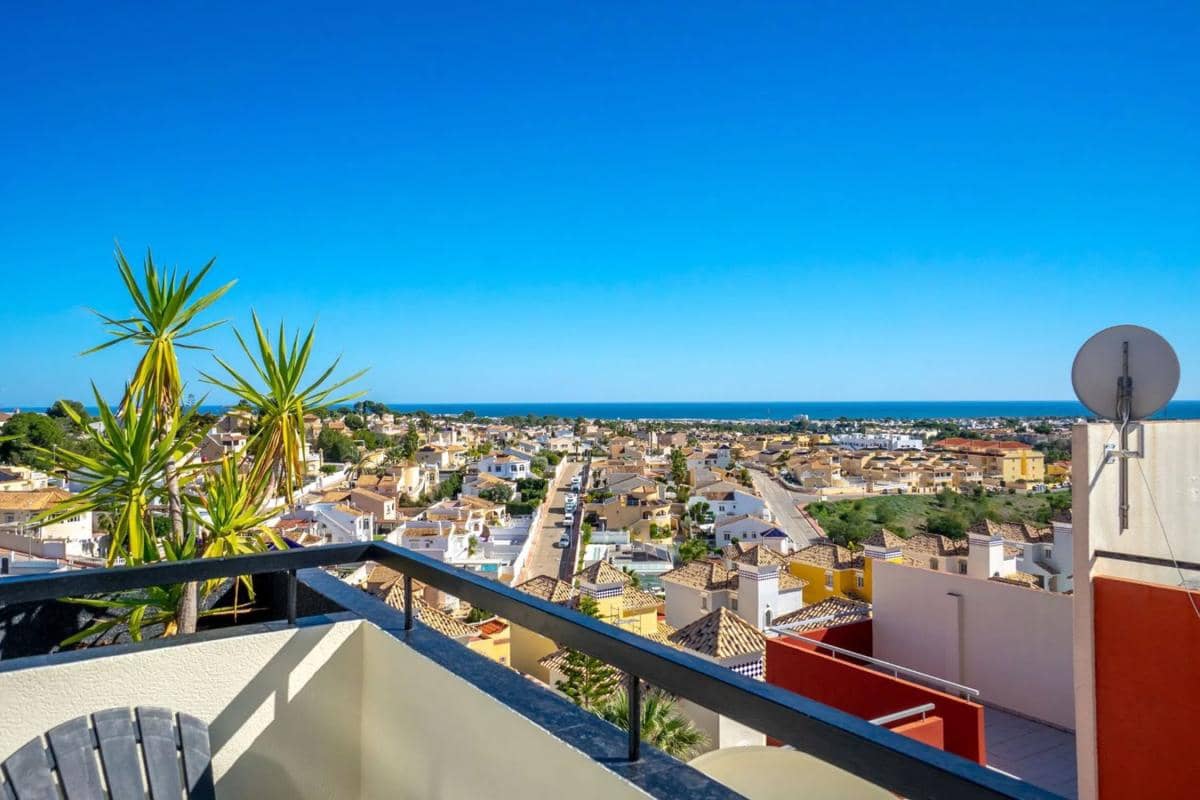 3 slaapkamer Villa te koop in Orihuela met zwembad - € 288.000 (Ref: 9917339)