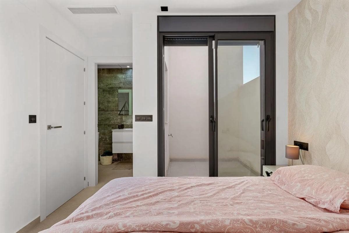 4 Zimmer Villa zu verkaufen in Rojales mit Pool - 369.000 € (Ref: 9917342)