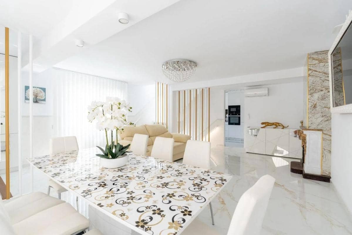 4 quarto Moradia para venda em Torrevieja com piscina - 529 000 € (Ref: 9917345)