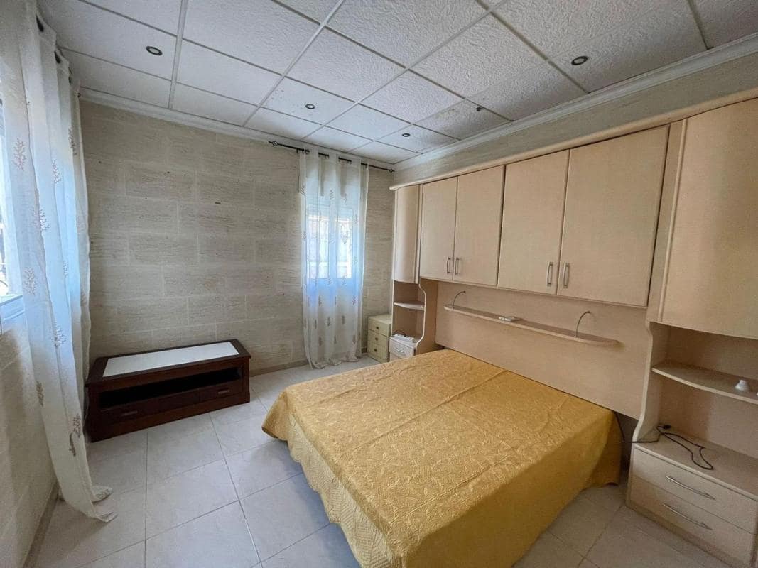 3 soverom Villa til salgs i Orihuela - € 110 000 (Ref: 9917347)