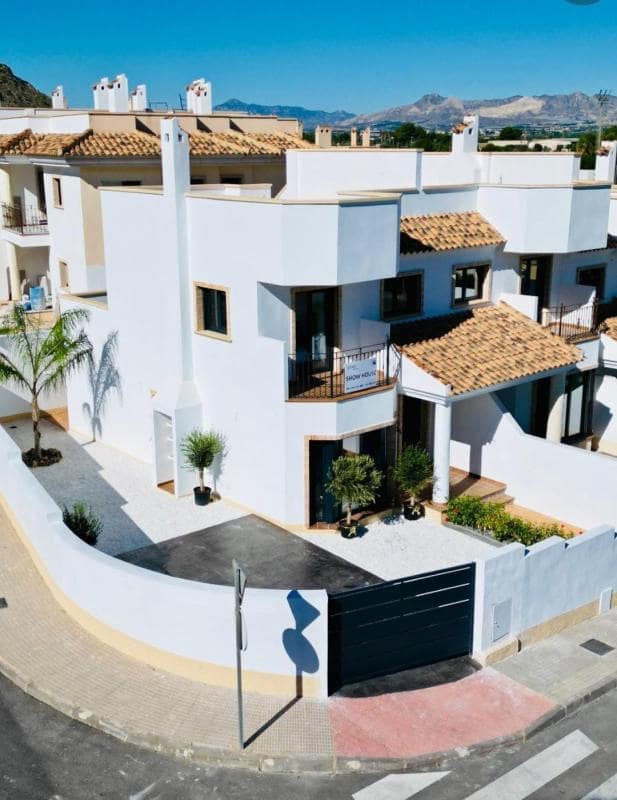 2 sypialnia Bungalow na sprzedaż w Callosa de Segura z basenem - 209 000 € (Ref: 9917358)