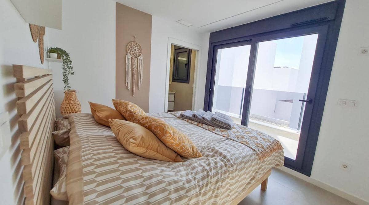 3 bedroom Villa for sale in San Pedro del Pinatar with pool - € 445,000 (Ref: 9917396)