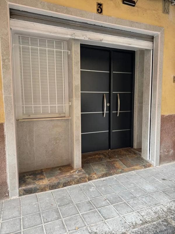Hotel para venda em Alicante cidade - 650 000 € (Ref: 9917461)