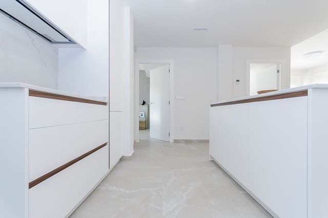 2 makuuhuone Bungalow myytävänä paikassa San Miguel de Salinas mukana uima-altaan - 339 000 € (Ref: 9918133)